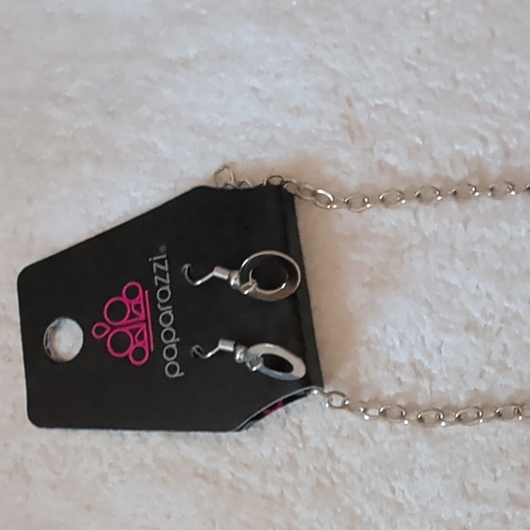 Paparazzi Silver Disc Chain Necklace And Earrings Set New - Picture 3 of 3